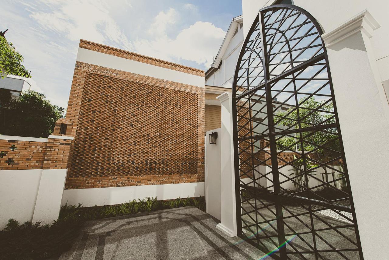 Thee Vijit Lanna By Th District Hotel Chiang Mai Exterior photo