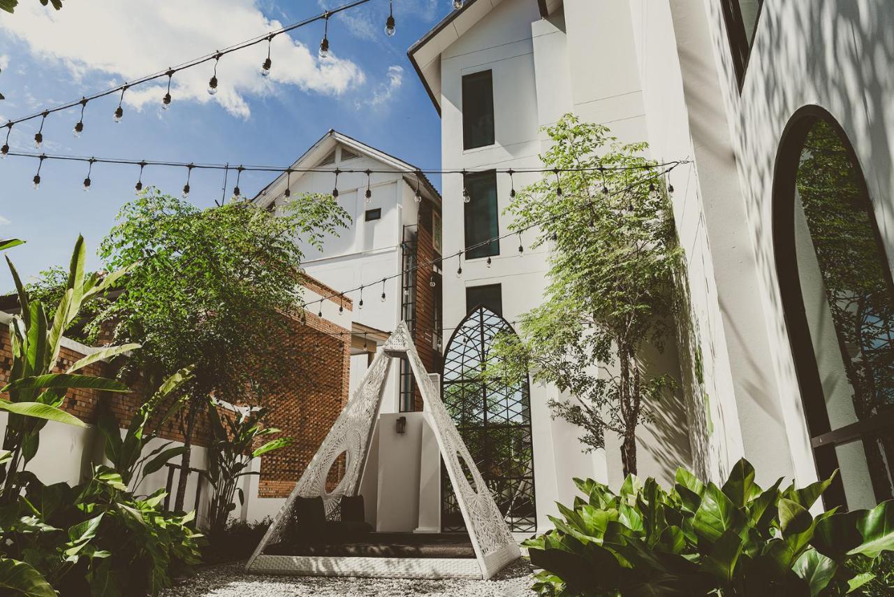 Thee Vijit Lanna By Th District Hotel Chiang Mai Exterior photo