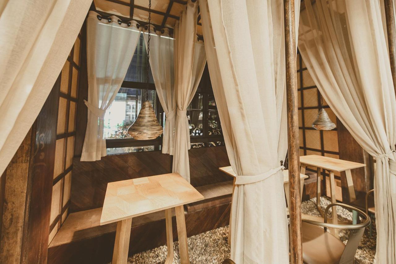 Thee Vijit Lanna By Th District Hotel Chiang Mai Exterior photo